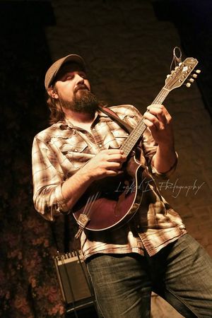 <b>PAT OTTO (Mandolin/Mandola/Vocals)</b>