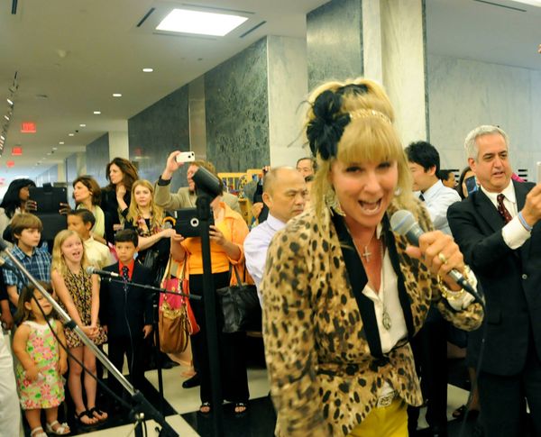 Patrizsha and the Soulterior Motives Worldwide Band and Choir at the United Nations.
