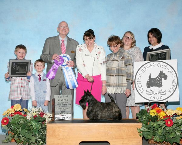 Cinder - Ch. Chyscott's She Sets The City On Fire - winning WB/BOW at the 2018 National Rotating. Pic includes all 3 generations of the Chyscott Family!