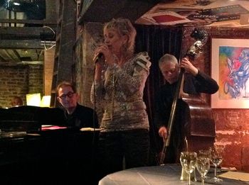 Chez Papa Jazz Club, Paris, w Michel Vanderesch (piano) and Dominique Lemerle (bass)
