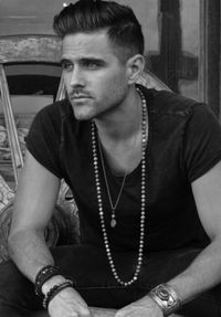 Upcoming artist Brennin rocks FM