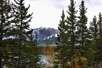 Peekaboo Mountains
