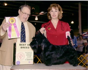 The red suit was lucky for us, here we are a year later as I showed Jasper as a "Special".
