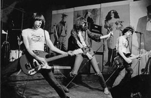 Ramones
