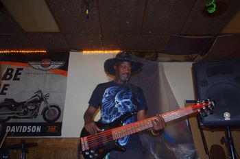 Grapevine Pub 2016 - Mark on Bass
