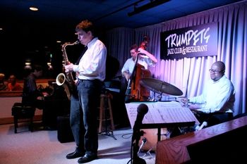 Mike Lee Quartet at Trumpets with Andy McKee and Alveter Garnett
