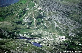 Lakes of the Clouds - 2 tarns and hut
