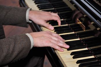 playing Skitch Henderson's Steinway grand at the Silo Museum in New Milford, CT
