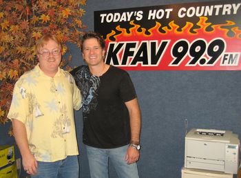 Mike Thomas welcomes Greg to KFAV!
