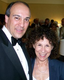 Actress Rhea Perlman
