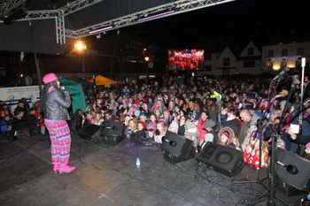 Gabz head-lined at the Hitchin Christmas Lights event - the biggest crowd ever to attend! 22/11/2013
