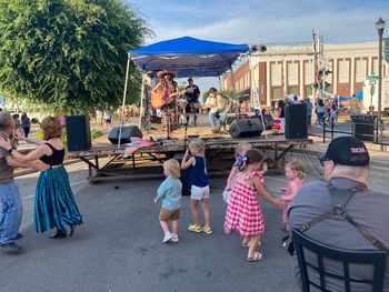 Kiddos big and little dancing at The Dickson Street Festival in Dickson, TN 6-25-22 photo by Gwen Holt
