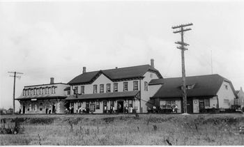 Belleville GTR (first and second stations side by side, first station to the left)
