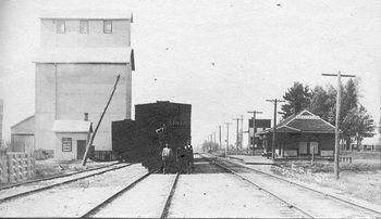 Nestleton Station, looking north. 1930s. Ross Gray Collection
