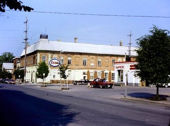 Cannington Laidlaw House railway hotel T&N 1978 CC
