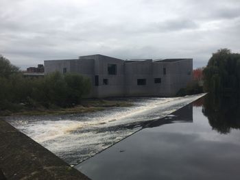 Hepworth Museum on the river Calder
