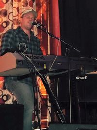 Jason Chaneske: Keys / Vocals