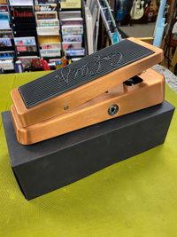 Dunlop GCJ95 Gary Clark Jr Signature Cry Baby Wah Pedal