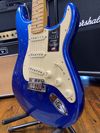 Fender American Ultra Stratocaster w/HSC - Cobra Blue