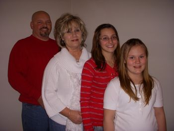 Mark, Debbie andCourtney Churchalso granddaughter Katelyn Blankenship
