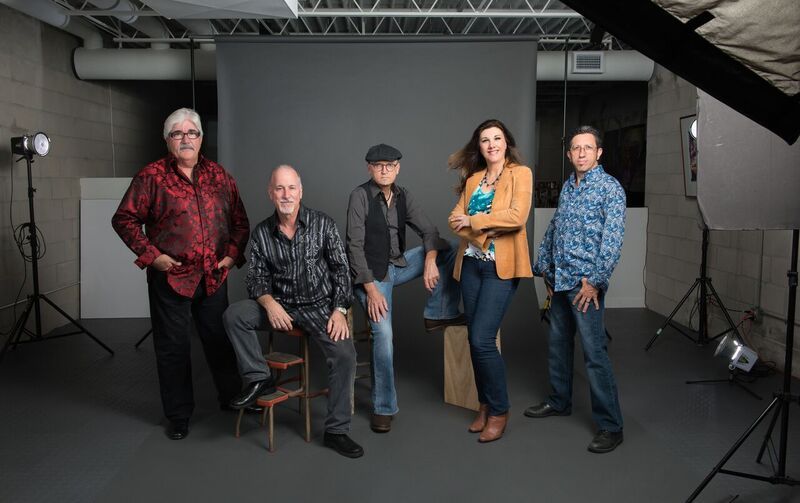 PAISLEY CRAZE Photos