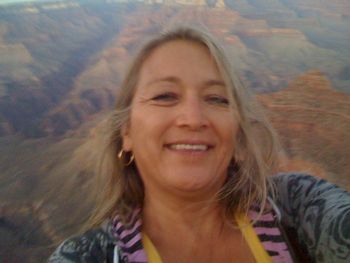 lisa @ grand canyon 2008
