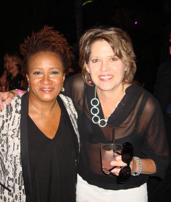 Anne E. and Wanda Sykes at the premier of the "Hot Flashes"
