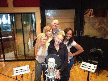 Glee girls, me, Missi Hale, Jeanette Olsson, Oni Shaw and Nikki Anders
