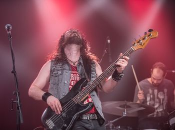 Intense/Credit Claude Dufresne

