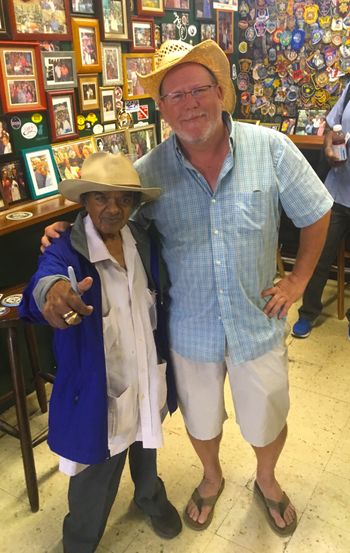 w/Jet at the Belize Airport Bar
