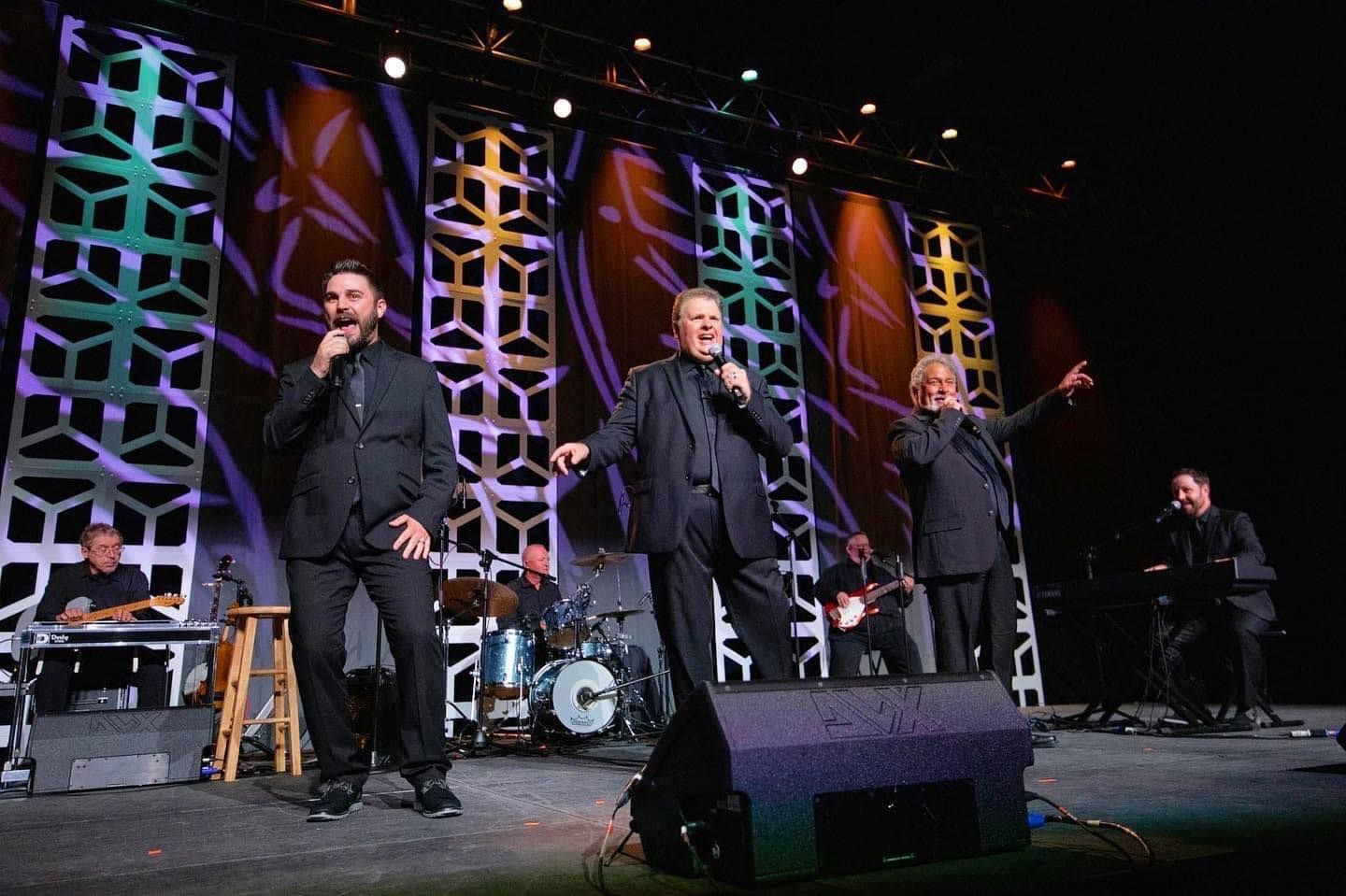 Kingdom Heirs - Photos