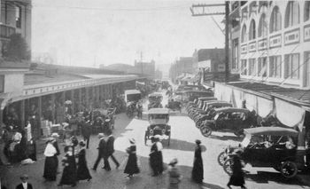 Pike Place Market 1915. Photo by Steven Bryant, Flickr.
