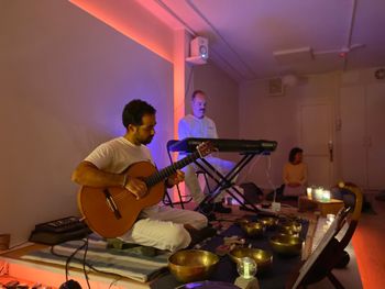 Music Meditation Guide, David Minguillón and Polo Ortí in Viqi Center
