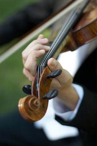 Experience Unforgettable Chicago Wedding Music: Elevate Your Event with a Contemporary Twist from Our Talented String Quartets!
