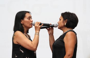 Tillitaarniit Inuit Arts Festival Montreal - Throat singing with Evie Mark - August 3, 2018 - Photo by Marc Vachon
