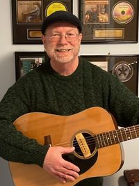 Thomas Johnston Plays the Stangl Farmer's Market