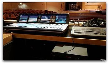 1,700 SEATS CALVARY CHAPEL SOUND BOOTH
