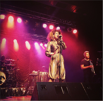 Jack on stage with Kelis
