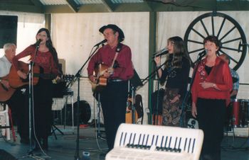 Ree Family - Lake Cooriobah Resort, Noosa North Shore
