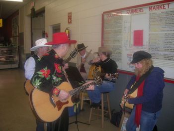 Robin Tuning up & The Cedar Creek / Bluegrass Band At Columbus Market Bob Burke, Tex, Warren, Pam, & Robin
