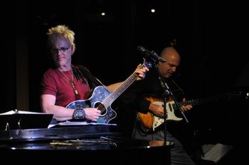 Jimmy & Gary rockin' in Newport Beach 2007.
