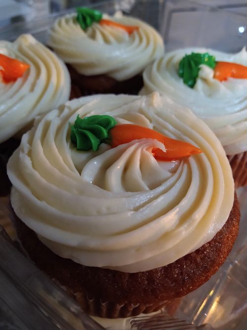 Seasonal Mini Cakes  (Ask for current flavors) $6.95