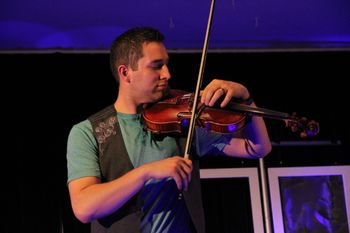 Bird sound effects on a Violin
