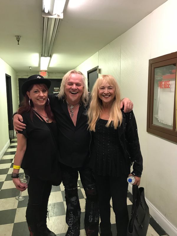 Hailer girls taking a little time out with Bernie Shaw of Uriah Heep during his set at The Canyon Club, such a fun night for us and The Heep really rocked it!
