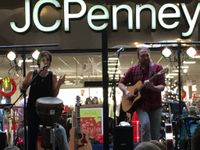 Heath & Molly's Annual Holiday Concert at the Mall