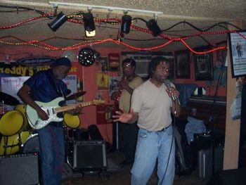 Sundanze & Kenny Neal
