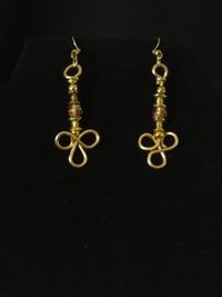 Gold tone 3 leaf clover dangle (3Gd)