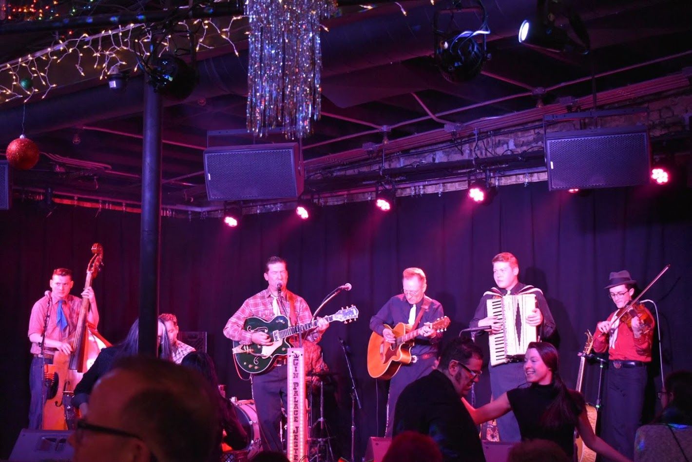 Gin Palace Jesters Photos