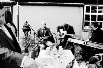 Afternoon wedding session at Ballydugan Pottery, Lurgan
