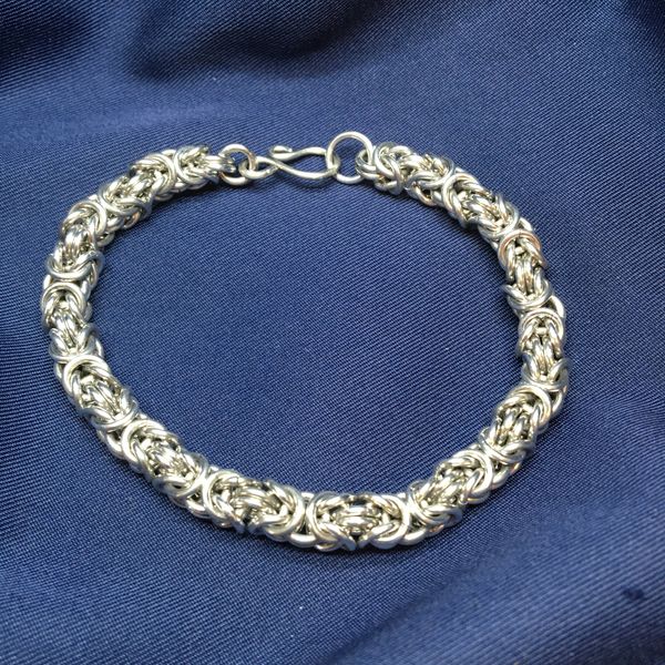 Minimal Bracelet - Small selling Chain Bracelet - Chainmaille Bracelet - Chainmail Bracelet - Stylish Bracelet - Byzantine Jewelry